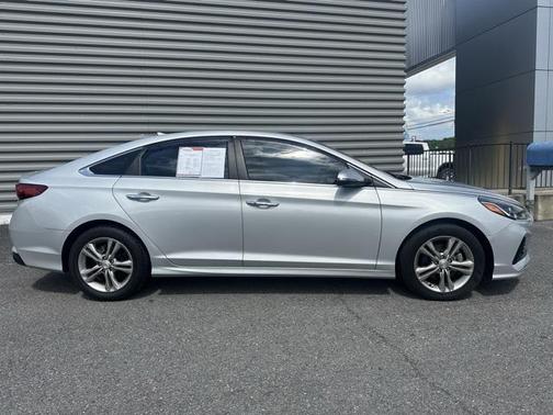2018 Hyundai SONATA SEL