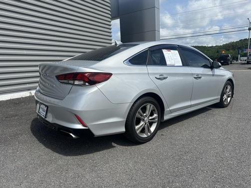 2018 Hyundai SONATA SEL