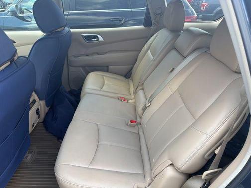 Arctic Blue Metallic 2013 Nissan Pathfinder SL