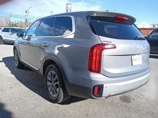 2023 Kia Telluride LX