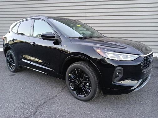 2026 Ford Escape ST-Line Elite