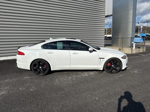 2015 Jaguar XF 5.0 Supercharged