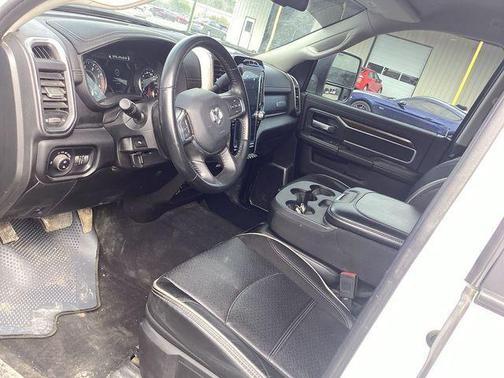 2024 RAM 2500 Laramie Crew Cab 4x4 6'4' Box