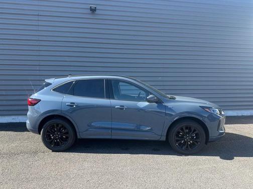 2026 Ford Escape ST-Line Elite