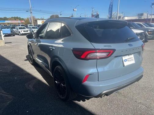 2026 Ford Escape ST-Line Elite