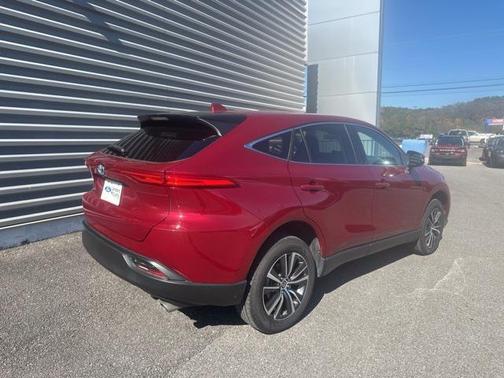 2023 Toyota Venza LE