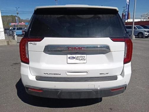 2024 GMC Yukon XL SLT