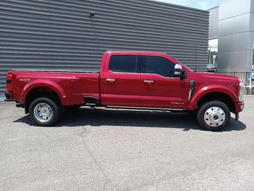 Rapid Red Metallic Tinted Clearcoat 2024 Ford F-450 Platinum