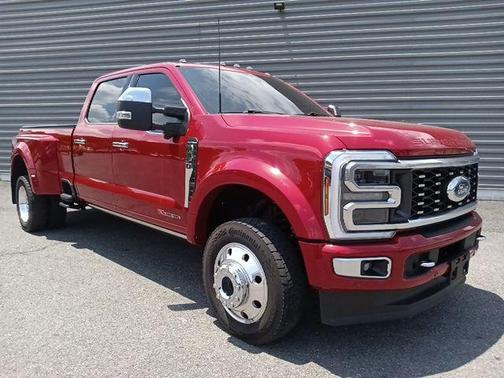 Rapid Red Metallic Tinted Clearcoat 2024 Ford F-450 Platinum
