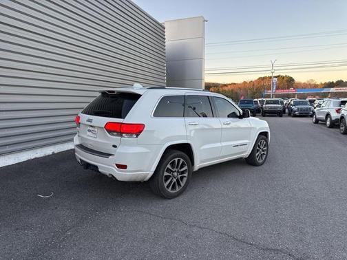 2017 Jeep Grand Cherokee Overland