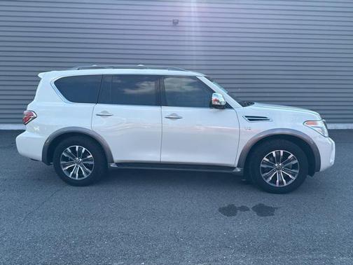 2017 Nissan Armada SL