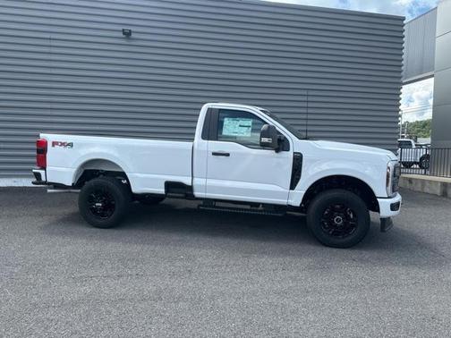 2025 Ford F-350 XL