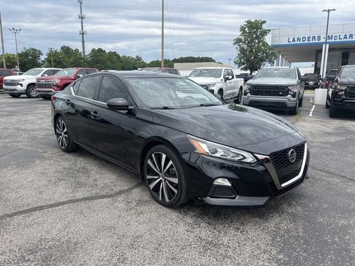 2022 Nissan Altima 2.5 SR