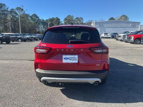 2026 Ford Escape PHEV SE