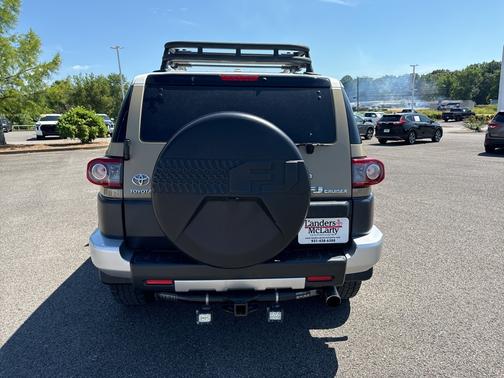 2014 Toyota FJ Cruiser Base