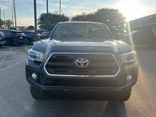 2017 Toyota Tacoma SR5 V6