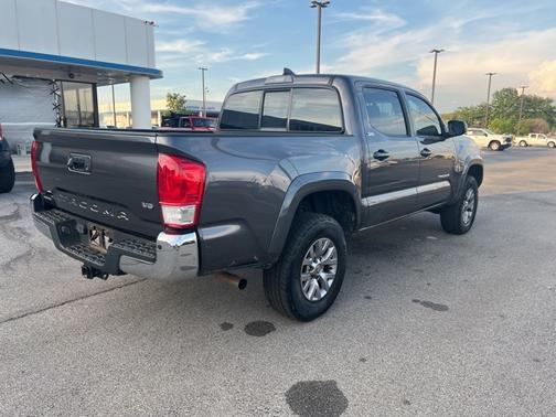 2017 Toyota Tacoma SR5 V6