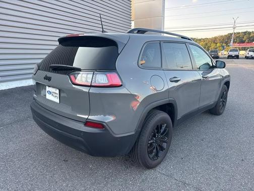 2023 Jeep Cherokee Altitude