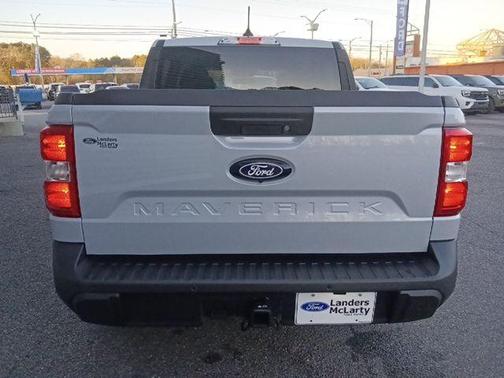 Space White Metallic 2026 Ford Maverick XL