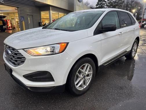 2021 Ford Edge SE