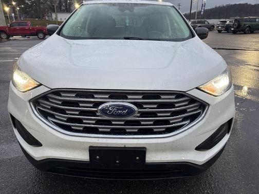 2021 Ford Edge SE