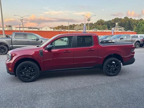 2025 Ford Maverick Lariat