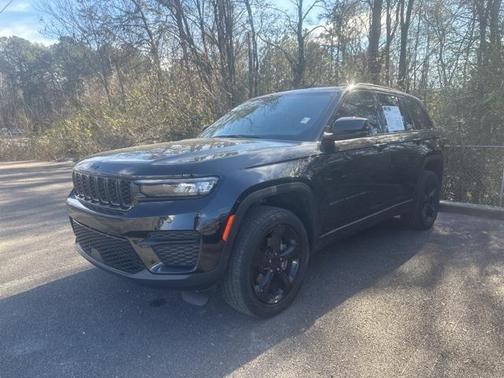 2023 Jeep Grand Cherokee Altitude