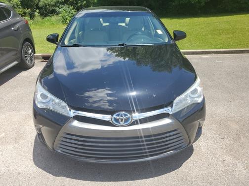 2017 Toyota Camry Hybrid XLE