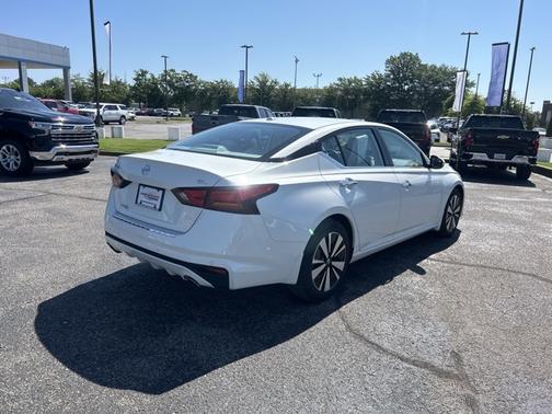2022 Nissan Altima 2.5 SL