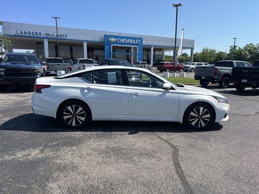 2022 Nissan Altima 2.5 SL