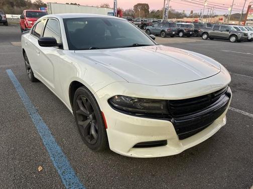2017 Dodge Charger SE