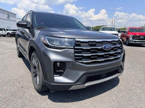 Carbonized Gray Metallic 2025 Ford Explorer Active