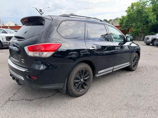 Super Black 2014 Nissan Pathfinder SL