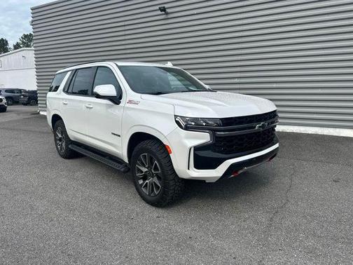 Iridescent Pearl Tricoat 2022 Chevrolet Tahoe 4WD Z71