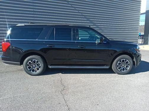 2023 Ford Expedition Max XLT