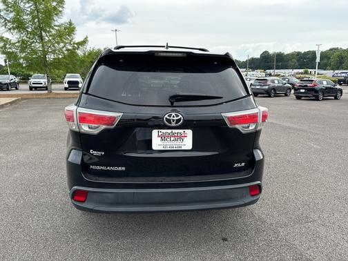 2016 Toyota Highlander XLE V6