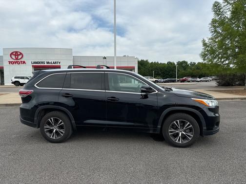 2016 Toyota Highlander XLE V6