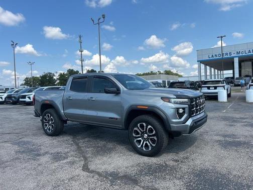 2024 GMC Canyon AT4