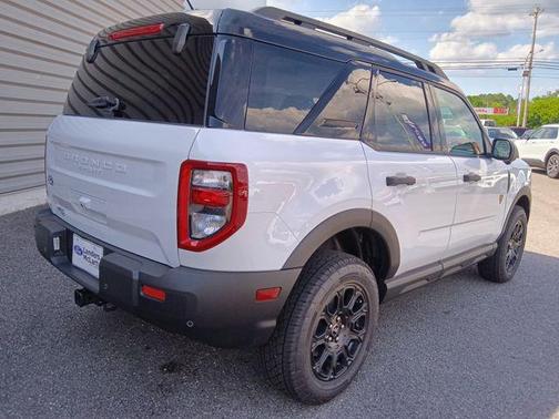 Oxford White 2026 Ford Bronco Sport Badlands