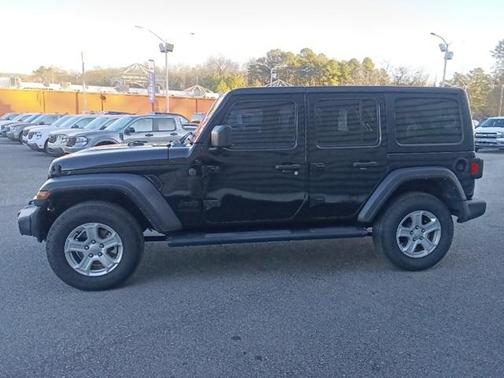 2022 Jeep Wrangler Unlimited Sport