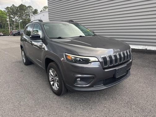 2022 Jeep Cherokee Latitude Lux