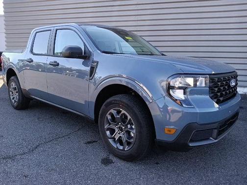 Azure Gray Metallic Tri-Coat 2026 Ford Maverick XLT Truck