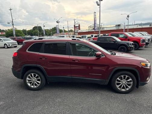 2019 Jeep Cherokee Latitude
