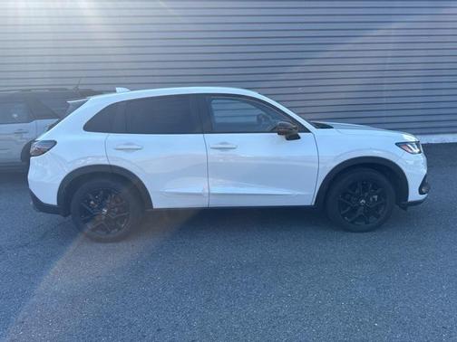 2023 Honda HR-V 2WD Sport