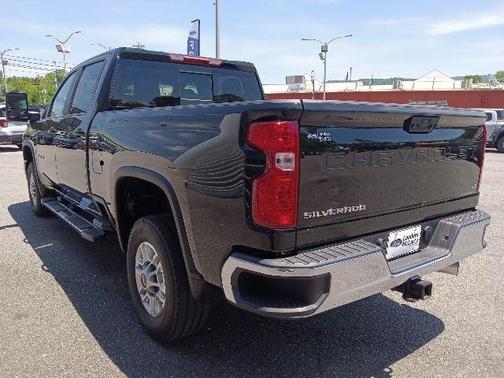 Black 2024 Chevrolet Silverado 2500 LT
