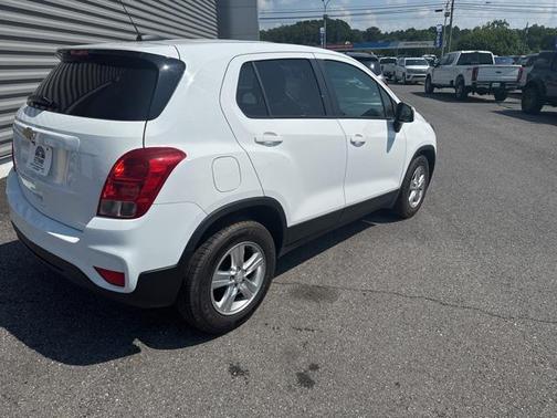 2022 Chevrolet Trax LS