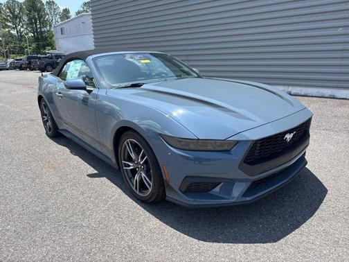 2025 Ford Mustang EcoBoost