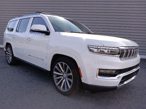 Bright White Clearcoat 2022 Jeep Grand Wagoneer Series II 4x4