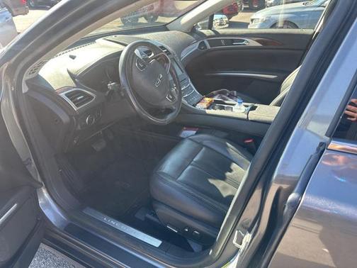 2014 Lincoln MKZ Base