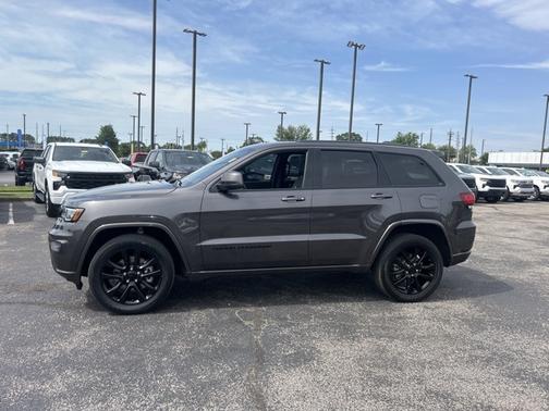 2021 Jeep Grand Cherokee Laredo X